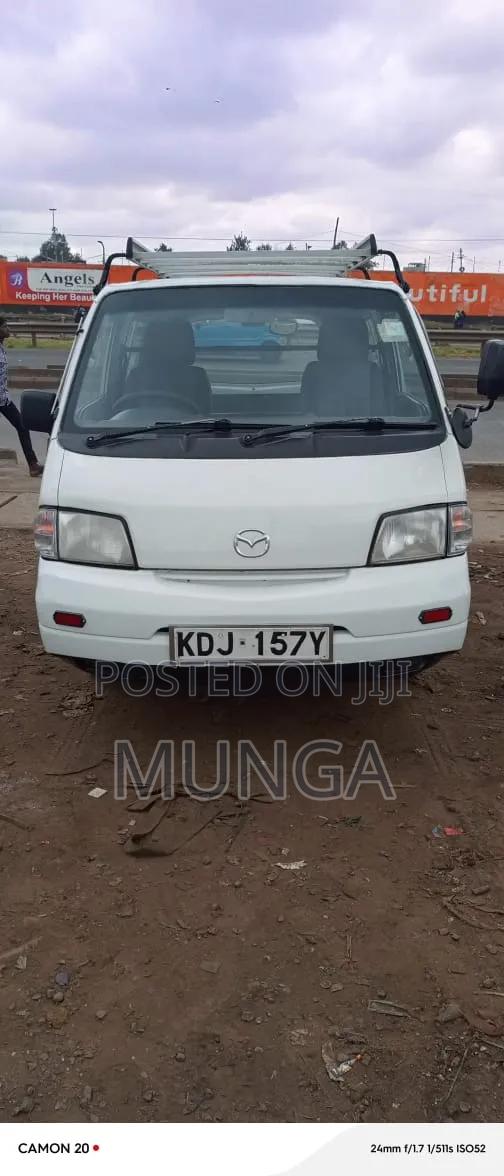 Mazda Bongo 2016 White - thumbnail 2