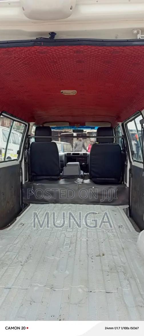 Mazda Bongo 2016 White - thumbnail 12
