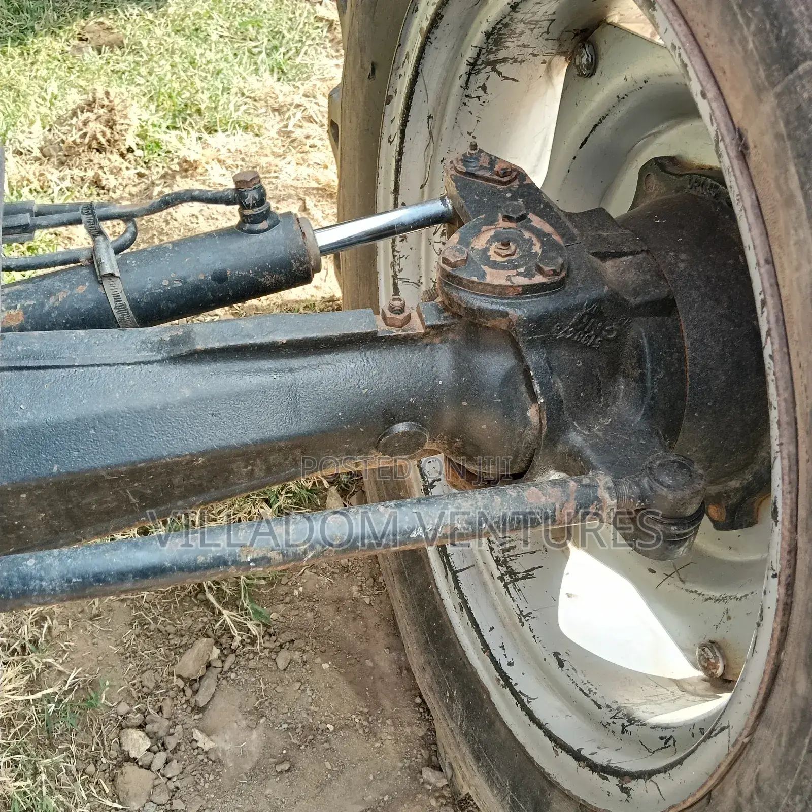 Quick Sale Case 3 Jx 75t in Excellent Condition/Nardi 3disc Plough