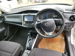 Toyota Corolla Fielder 2018 Blue