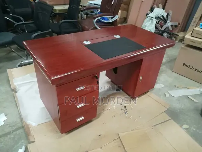 Executive Mahogany Desk Size 1.2m