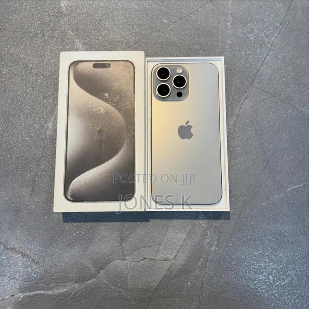 Apple iPhone 15 Pro Max 512 GB Gray - thumbnail 2