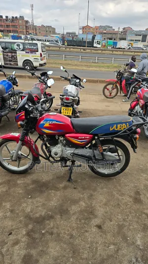 Bajaj Boxer 125 2025 Red