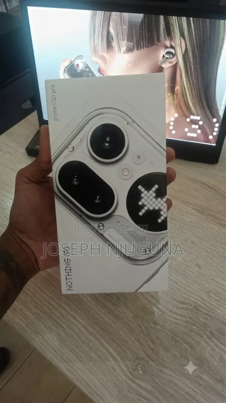 New Nothing Phone 4a Pro 256 GB Silver