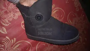 Online Mtumba Shoe Wear