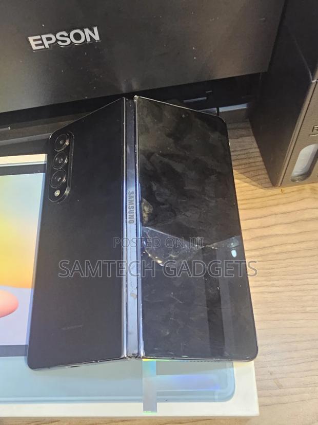 Samsung Galaxy Z Fold4 512 GB Black - thumbnail 2