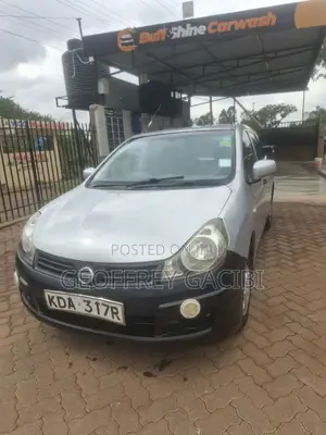 Nissan Advan 2013 Silver