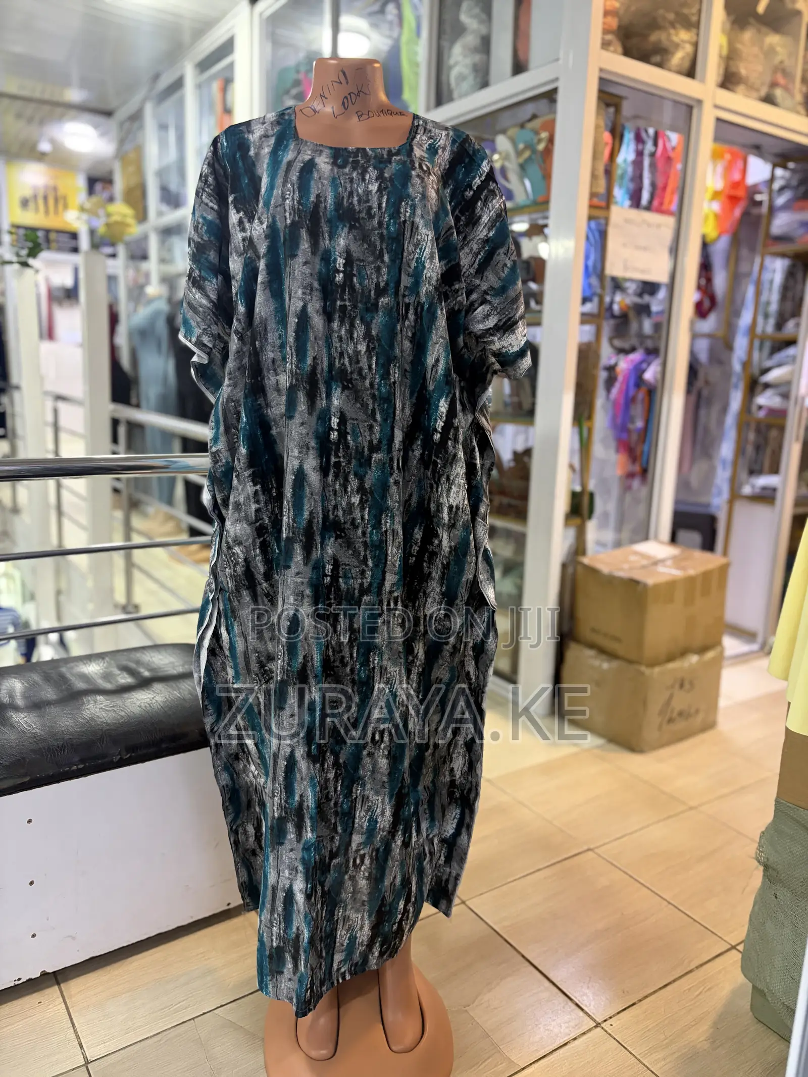 Normal Dera-Classy Dress Backless Dera