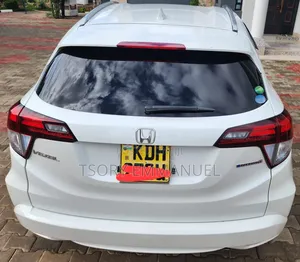 Honda Vezel 2015 White