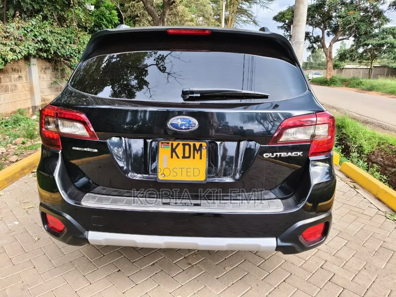 Subaru Outback 2016 Black