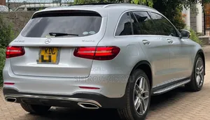 Mercedes-Benz GLC-Class 2016 Silver