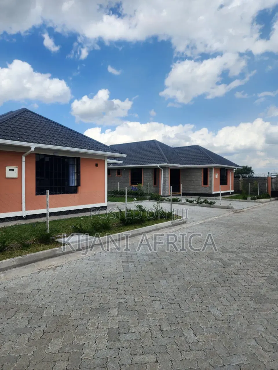3bdrm Bungalow in Katani for sale
