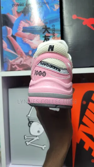New Balance 1000 Light Pink – Trendy Lifestyle Sneakers