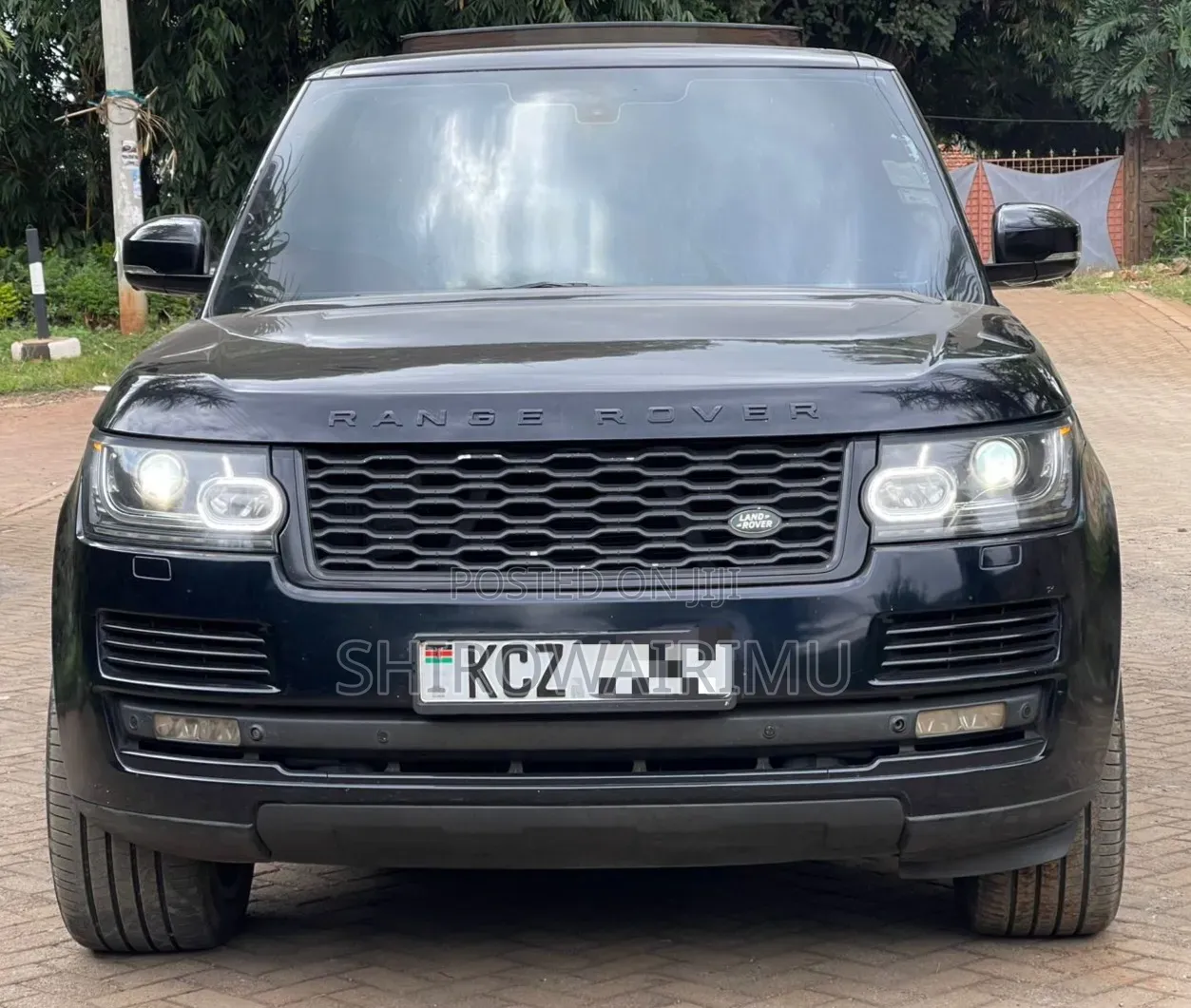 Land Rover Range Rover Vogue 2013 Matt Black