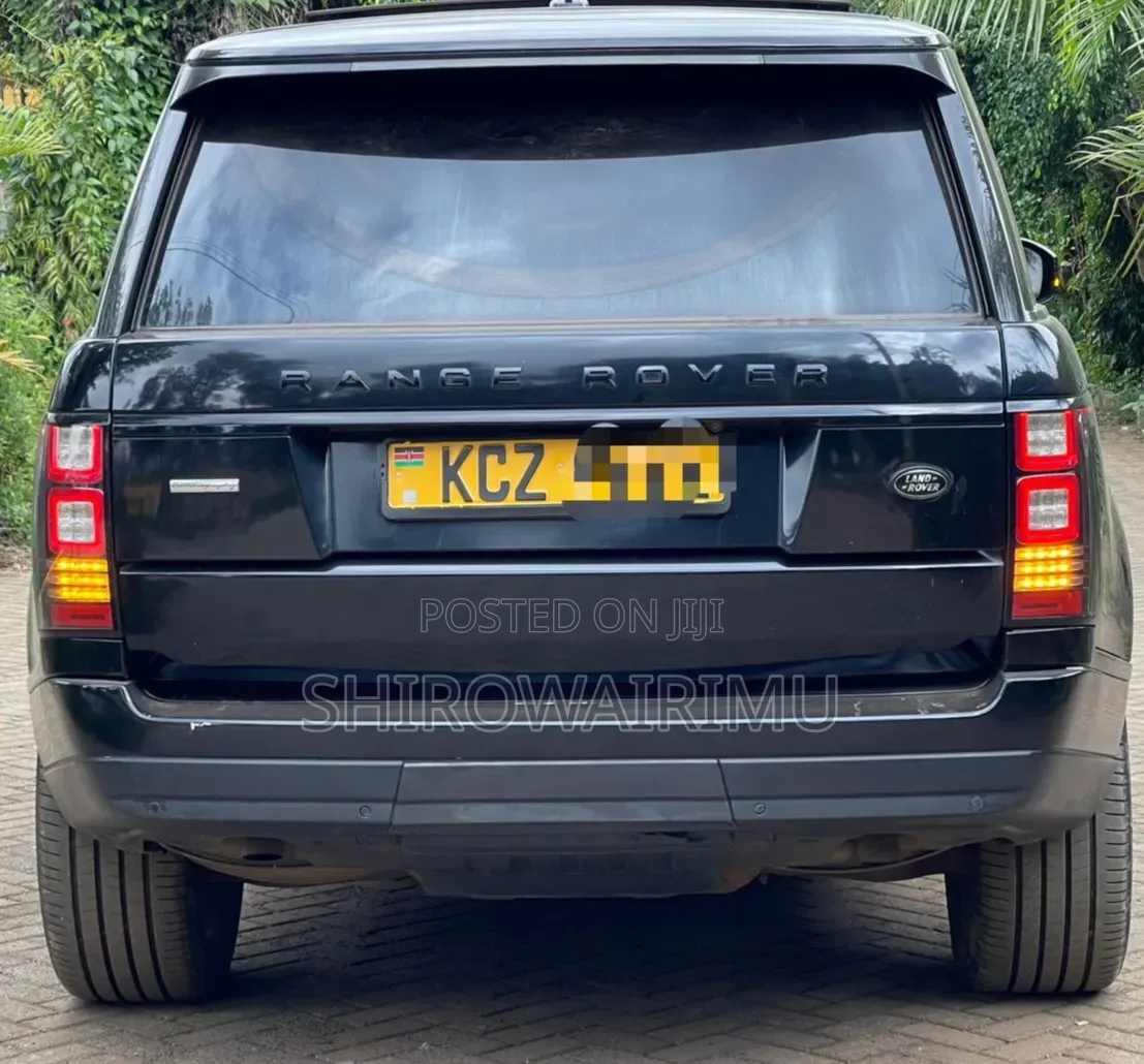 Land Rover Range Rover Vogue 2013 Matt Black