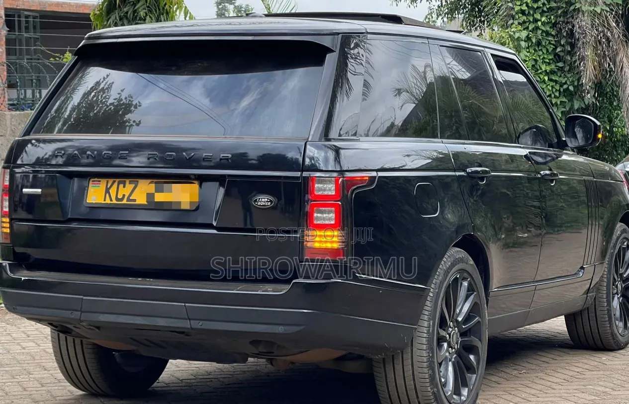 Land Rover Range Rover Vogue 2013 Matt Black