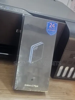 New Samsung Galaxy Z Flip6 256 GB Blue