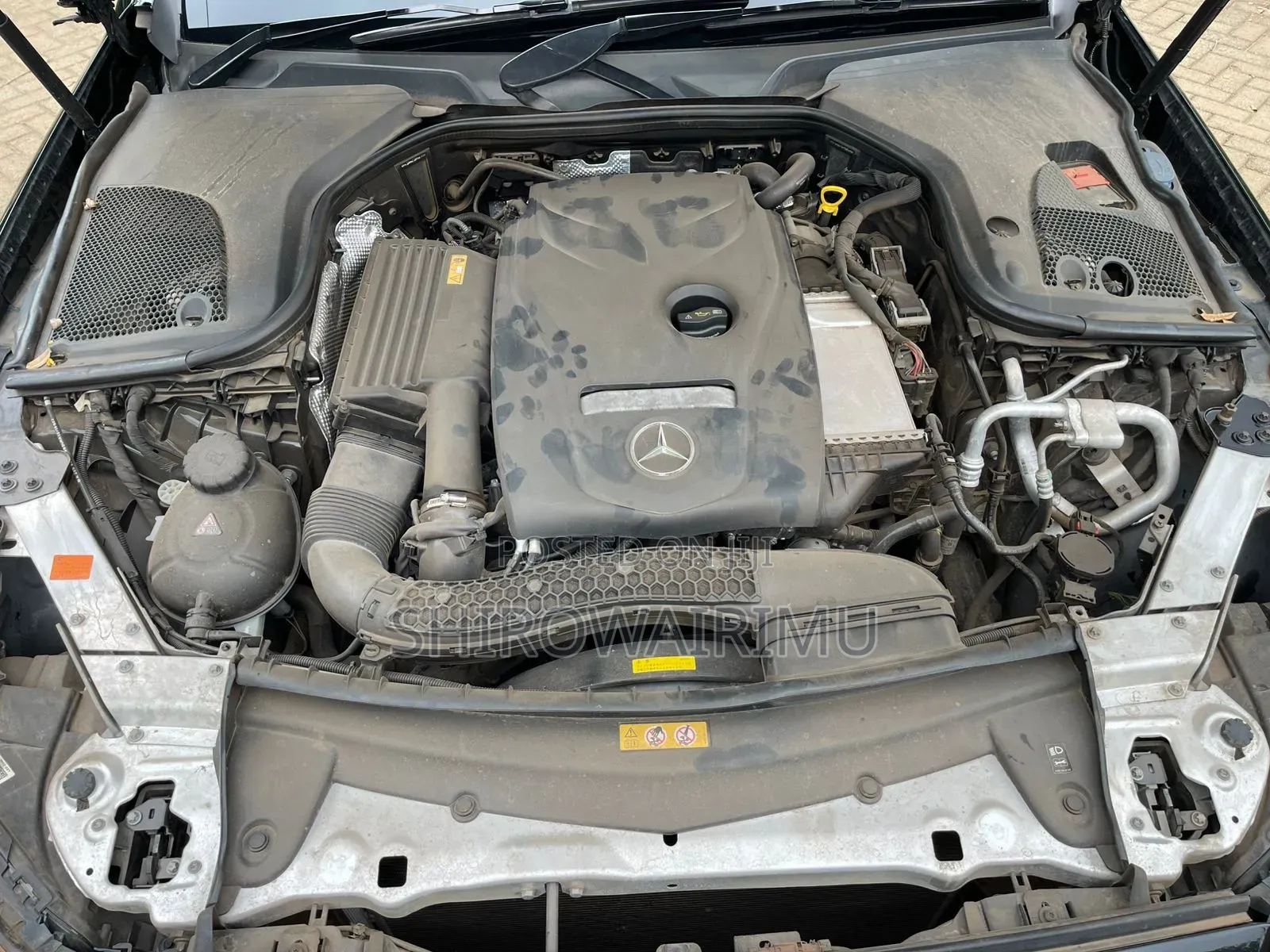 Mercedes-Benz E200 2016 Matt Black