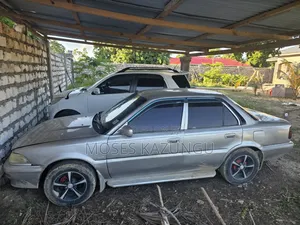 Toyota Corolla 1991 Silver