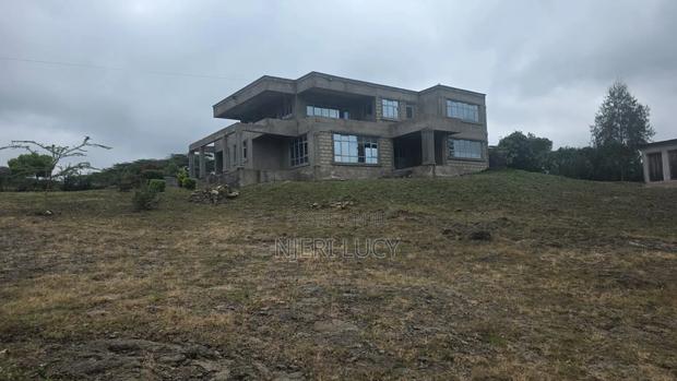 6bdrm Villa in Kiserian for sale - thumbnail 2