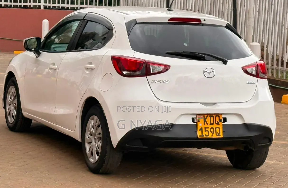 Mazda Demio 2016 White