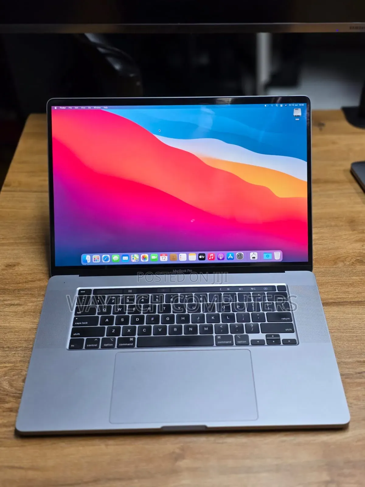 Laptop Apple MacBook Pro 16GB Intel Core Ultra 9 SSD 1T