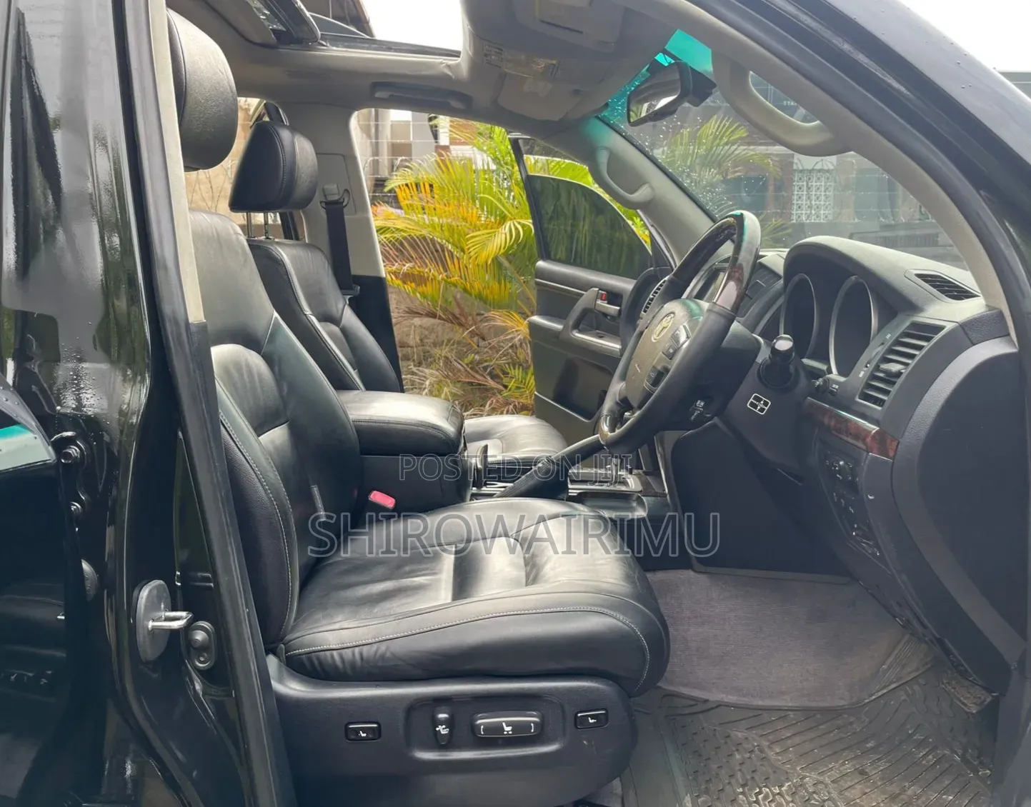 Toyota Land Cruiser 2011 Black