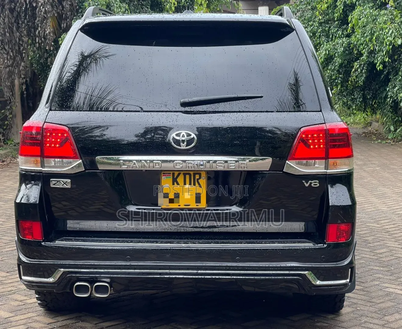 Toyota Land Cruiser 2011 Black