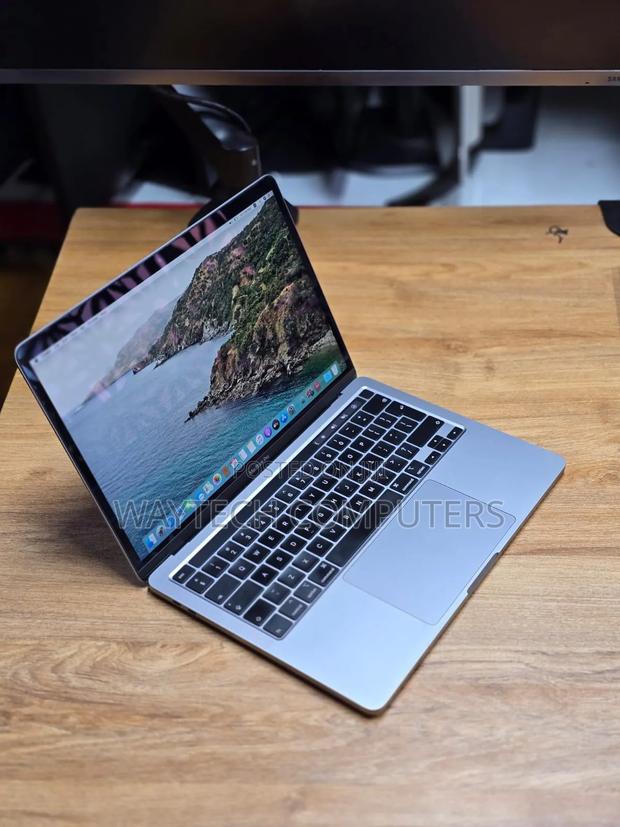 Laptop Apple MacBook Pro 32GB Intel Core i7 SSD 1T - thumbnail 3