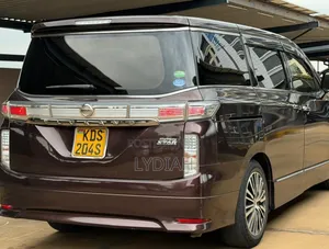 Nissan Elgrand 2017 Maroon