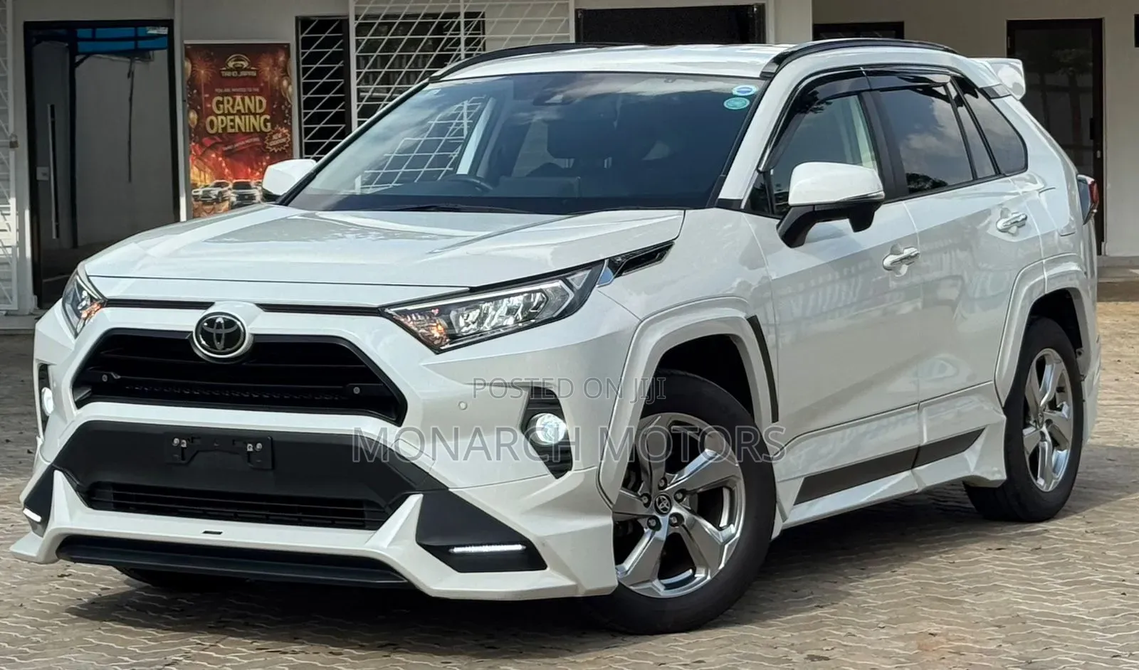 Toyota RAV4 2019 White