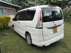 Nissan Serena 2013 White