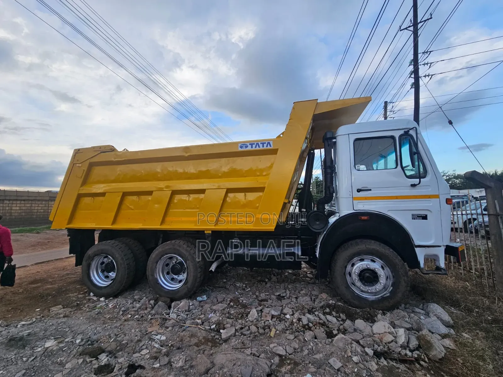 Tata Tipper Truck for Sale