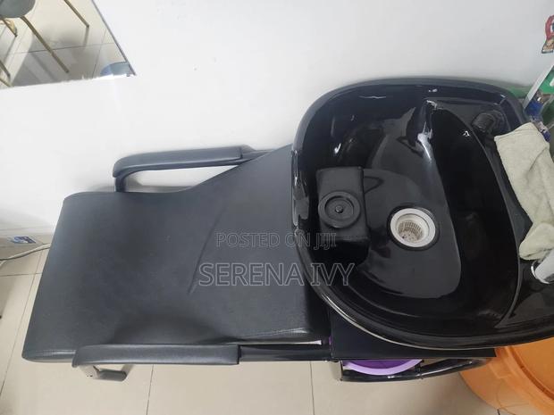 Modern Salon Seat