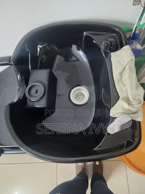 Modern Salon Seat