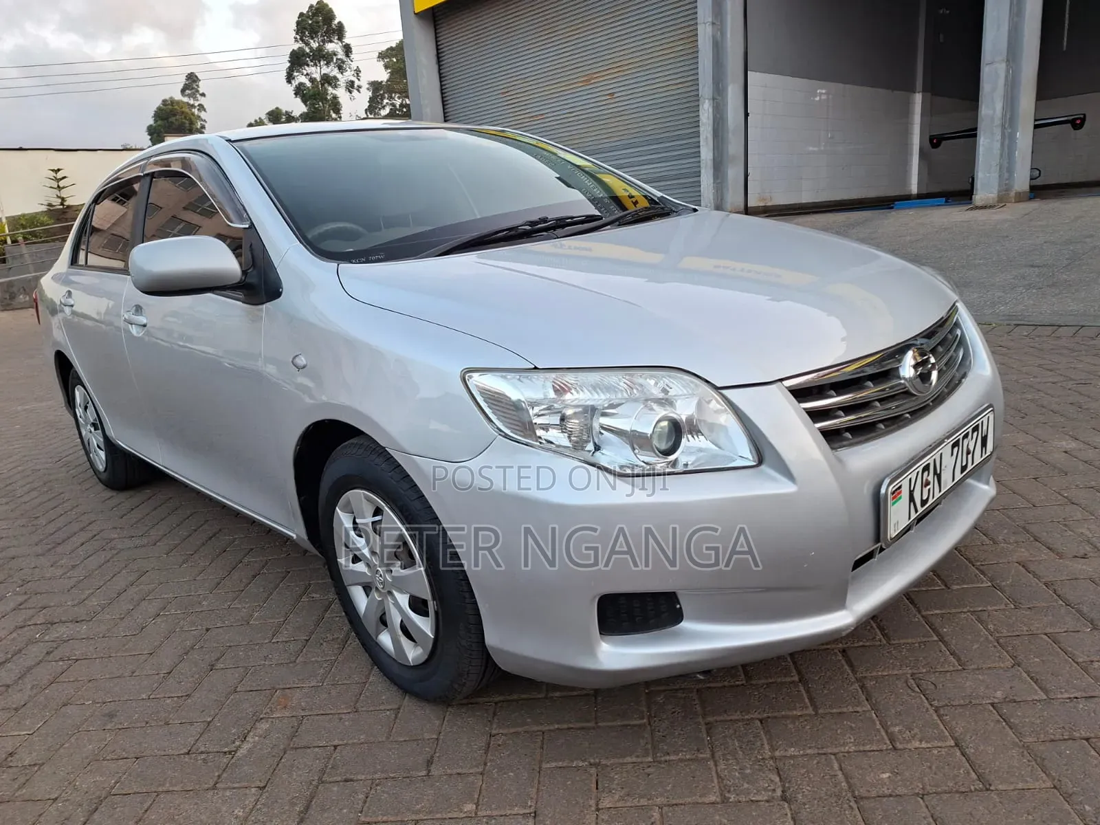 Toyota Axio 2011 Silver