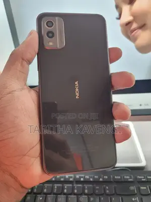 Nokia C32 128 GB Black