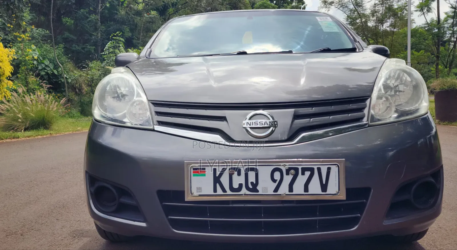 Nissan Note 2011 Gray