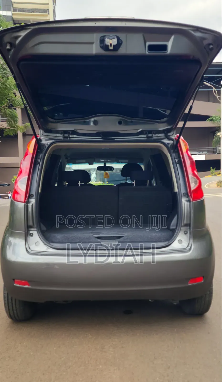 Nissan Note 2011 Gray