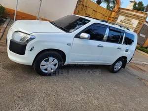 Toyota Succeed SV Premium 2016