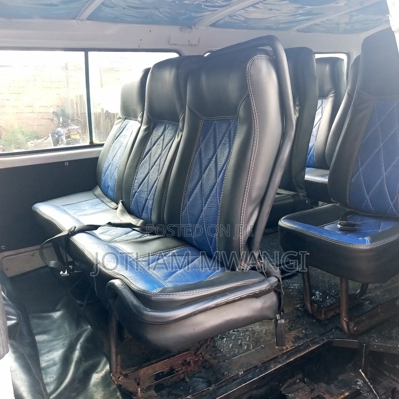 Toyota HiAce 2003 White