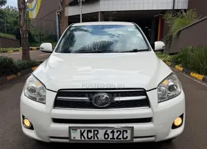 Toyota RAV4 2011 White