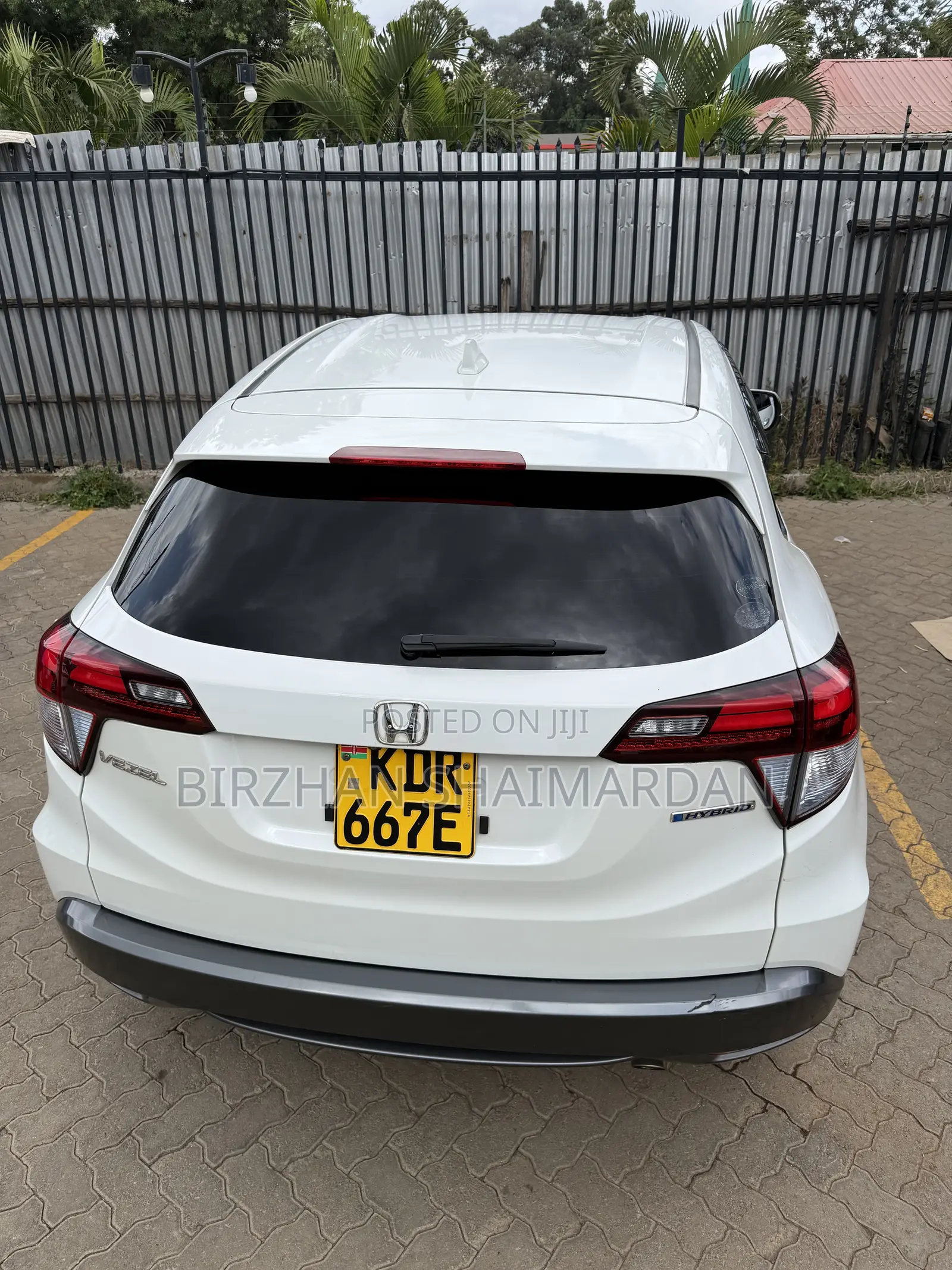 Honda Vezel 2017 White