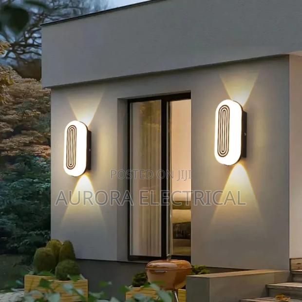 Wall Lights - thumbnail 2