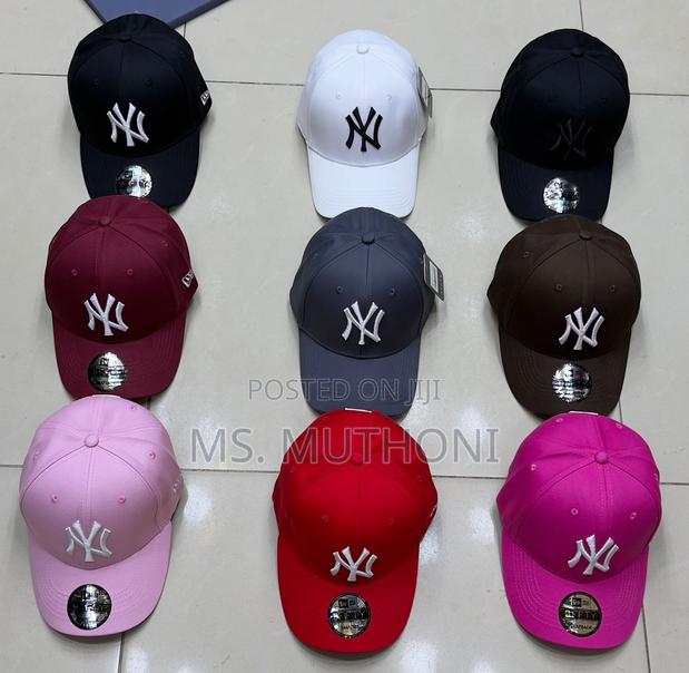 '47 Brand New York Yankees MVP Adjustable Caps