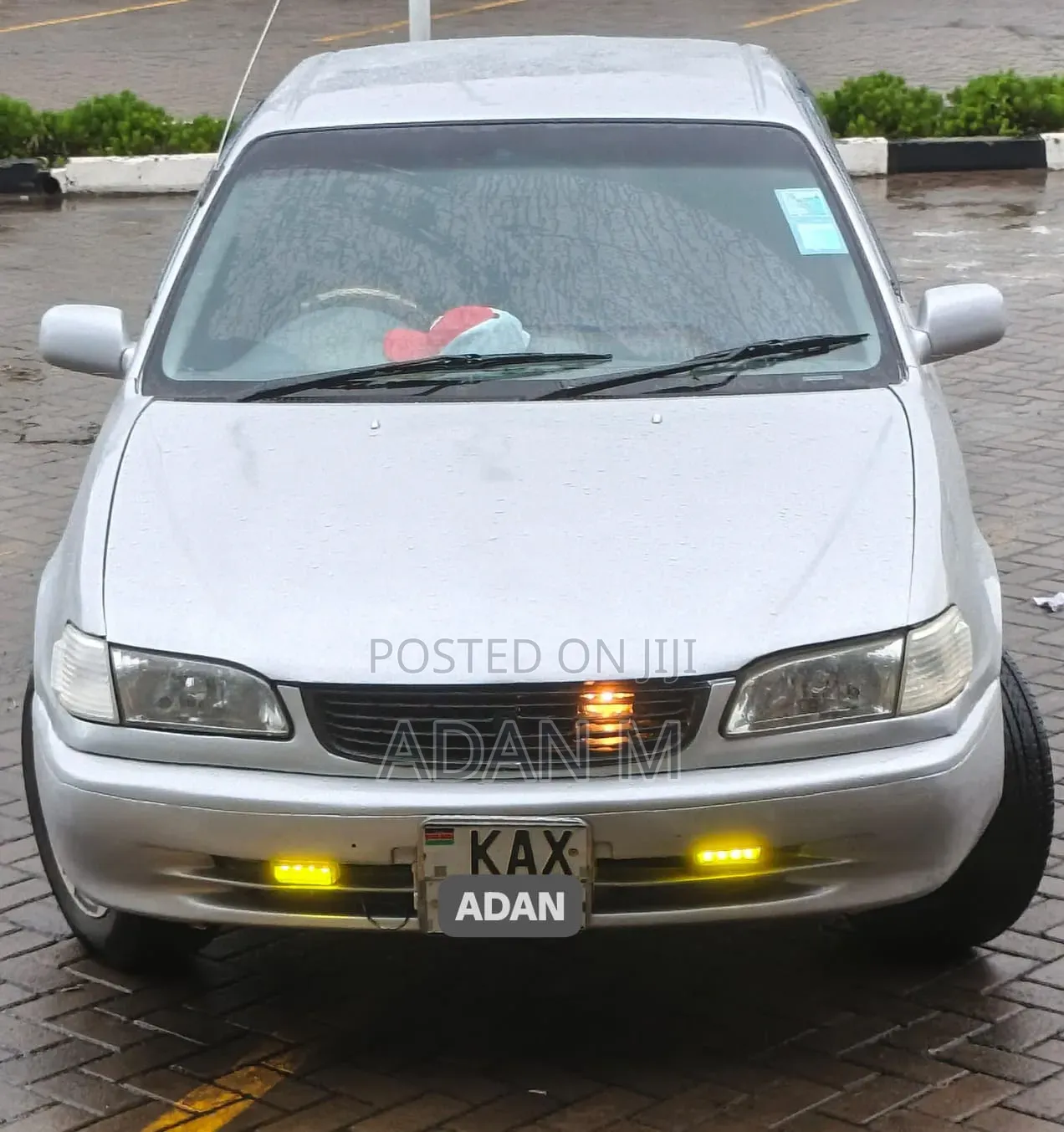Toyota Corolla 1999 Silver