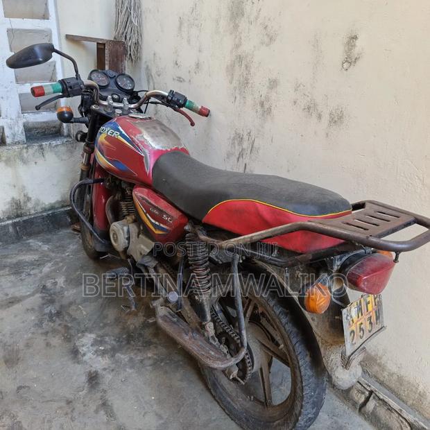 Bajaj Boxer 150 UG 2021 Red - thumbnail 2