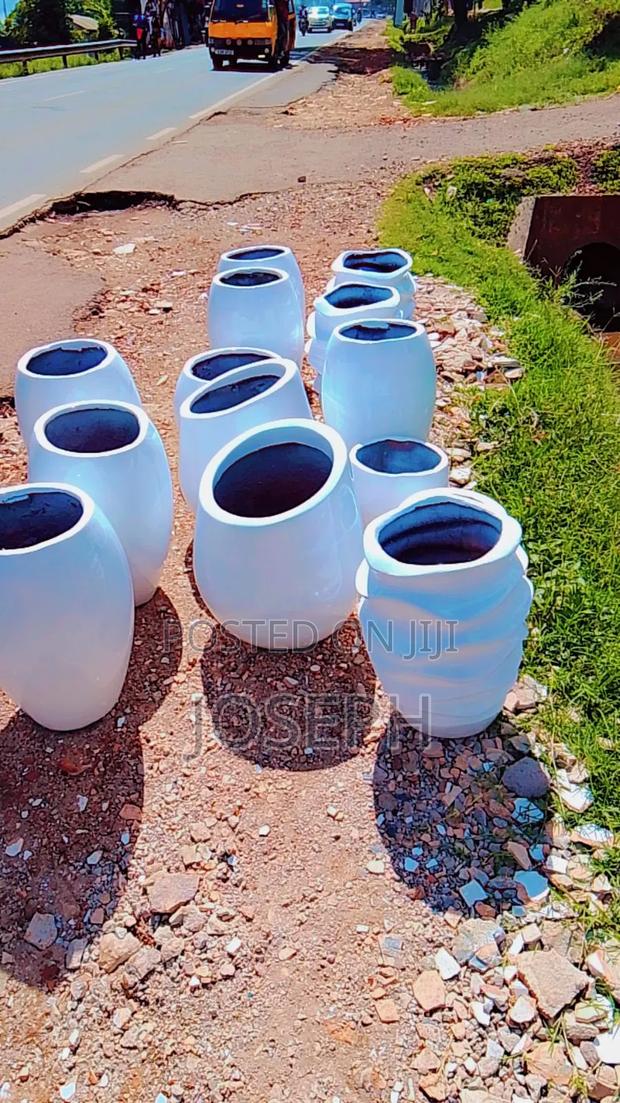 Fiberglass Flower Pots - thumbnail 5