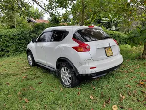Nissan Juke 2012 White