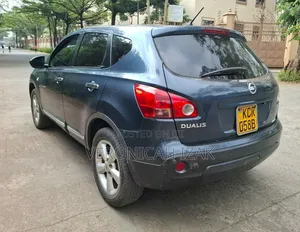 Nissan Dualis 2011 Blue